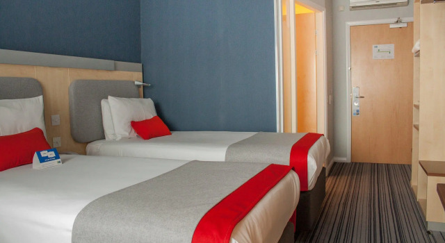Двухместный номер Standard Holiday Inn Express Slough by IHG