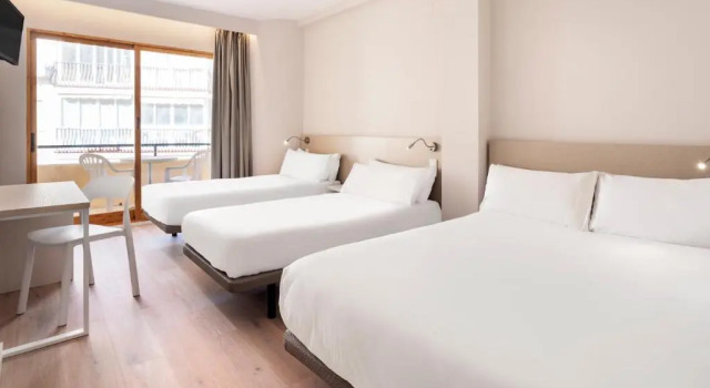 Четырёхместный номер Superior Hotel Andalucía