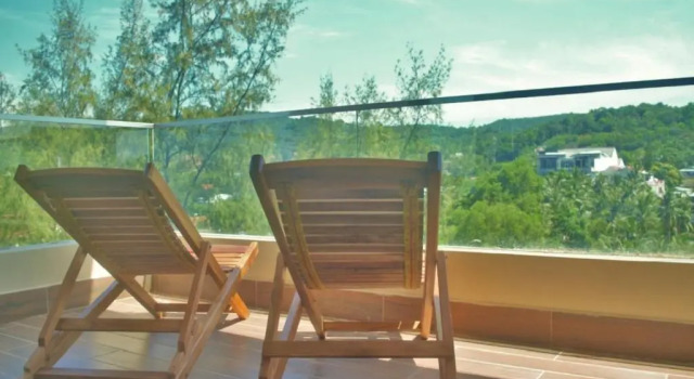 Двухместный номер Deluxe с балконом Coral Bay Resort