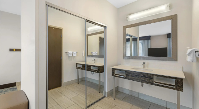 Студия Hampton Inn & Suites Bend