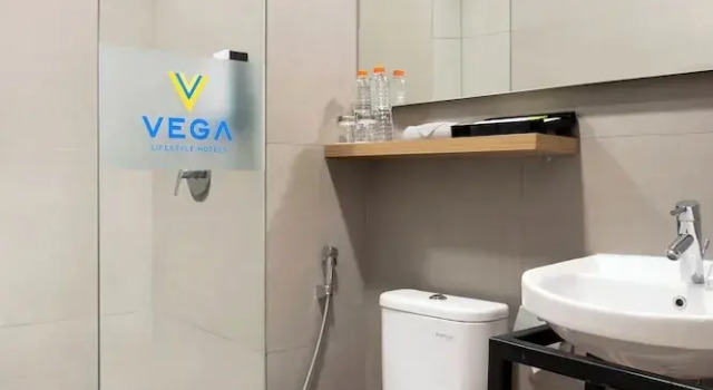 Business Doppel Zimmer mit Balkon Vega Hotel Gading Serpong