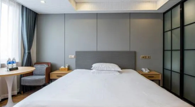 Люкс Taizhou Manju Fashion Hotel (Jiaojiang Darunfa Branch)