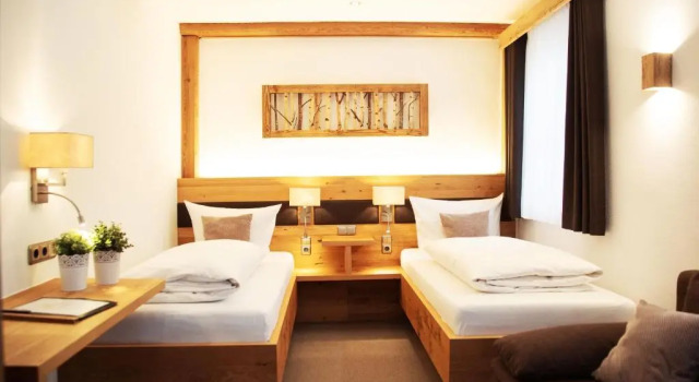 Pension Sommer, จอง โรงแรม วอลด์ซาซเซน Upper Palatinate