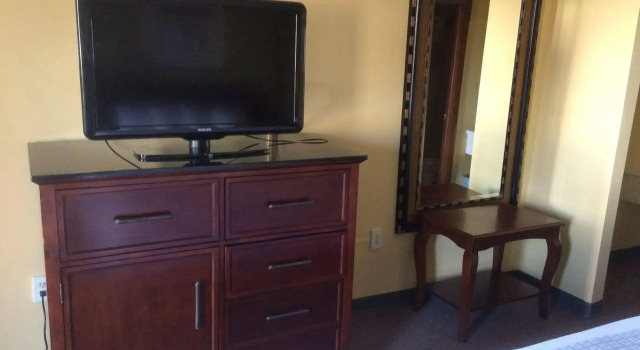 The Executive Inn, Varaa Hotelli  