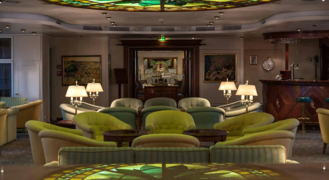 Hotelships Holland, Забронировать Отель Отели Нойс 3 звезды, рядом с Базилика Святого Квирина, 3*