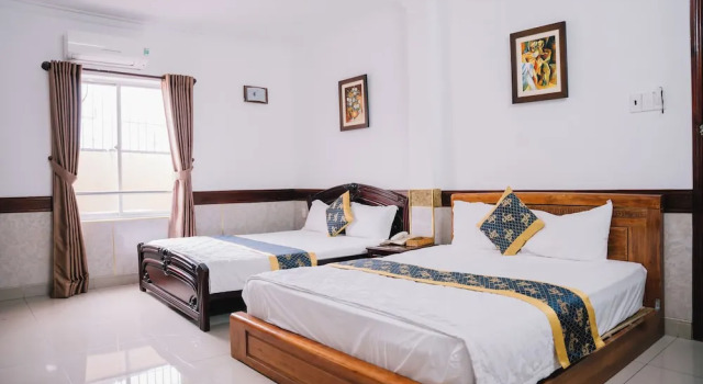 Двухместный семейный номер Standard HUNG HUONG HOTEL