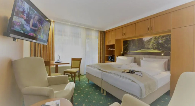 Номер Superior Hotel Schweizer Hof Thermal und Vital Resort