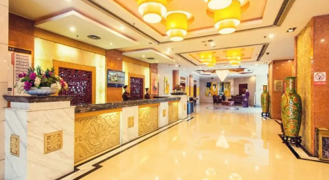 Babao Grand Hotel, Boek Hotel Hotels in Chengdu met parkeren, Parkeren