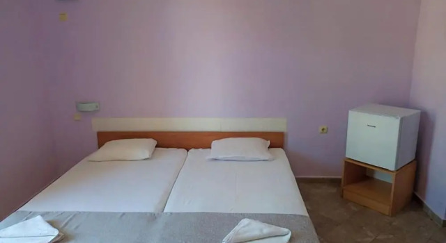 Hotel 415, Забронировать Хостел Отели Солнечного берега с парковкой, рядом с Танцевальный клуб Den Glade Viking, Парковка