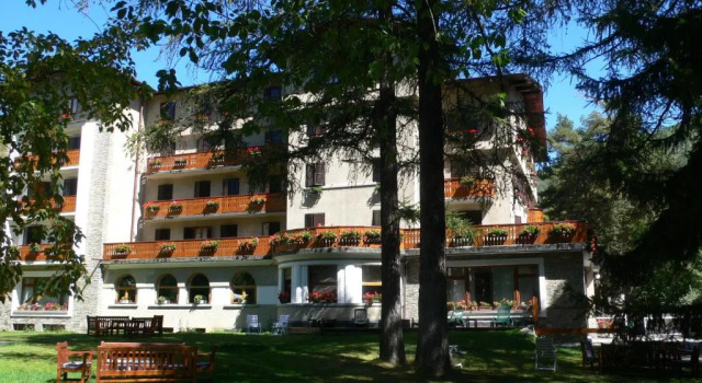 Номер Standard Hotel Des Geneys