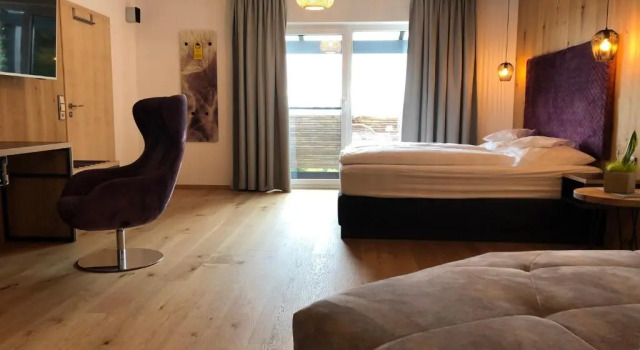 Thula Wellnesshotel Bayerischer Wald, Rezerwuj Hotel Hotele w Bawaria z parkingiem, Parking