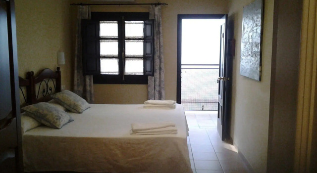 Hostal Azahar, Забронировать Отель Кордова Cordoba Province, рядом с Музей боя быков