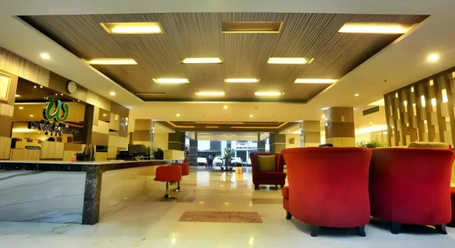 Lorin Business Resort & Spa - Solo, Book Ferieresort 5-stjernede hoteller i Central Java, 5*