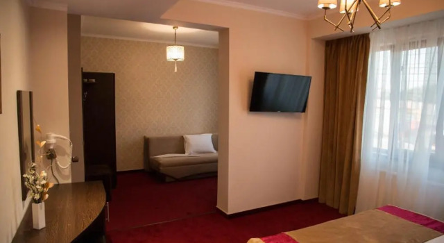 Полулюкс Hotel Ioana