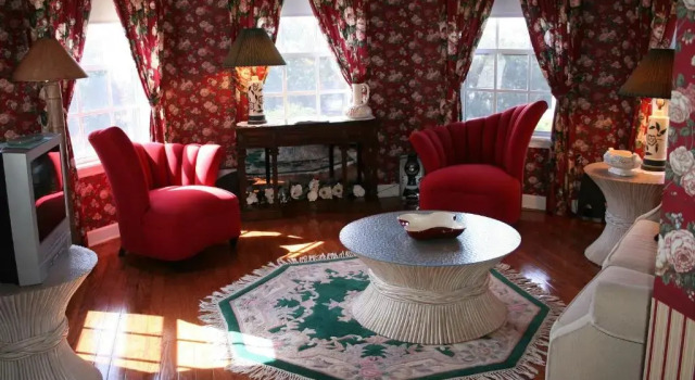 Люкс Superior Heron Cay Lakeview Bed & Breakfast