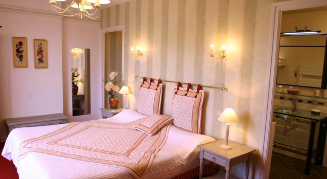 Logis Le Bailliage, Book Hotel SPA-hoteller i Cantal, SPA