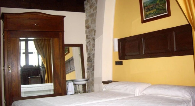 House With 4 Bedrooms in Villamorey, With Wonderful Mountain View, Fur, Buchen Sie Ferienhaus Villamorey Spanien