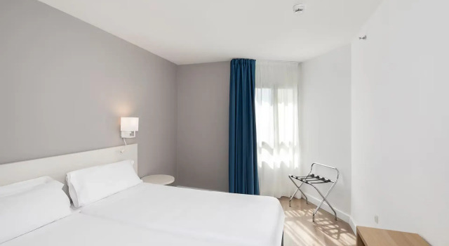 Апартаменты Superior с 2 комнатами с видом на море SOL by Meliá Puerto Marina