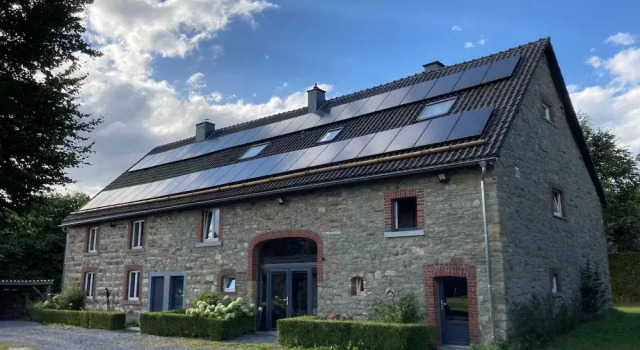Коттедж Holiday Home with Sauna in Sourbrodt