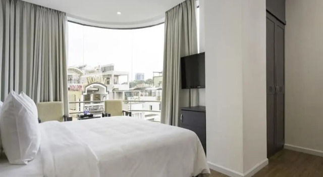 Полулюкс с видом на город Calista Sai Gon Hotel