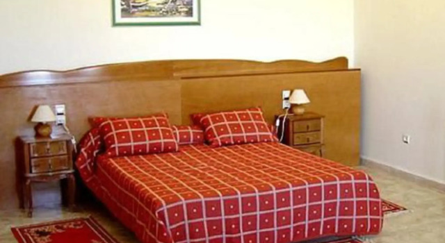 El Mouahidine, Book Hotel 3-stjernede hoteller i Oran, 3*