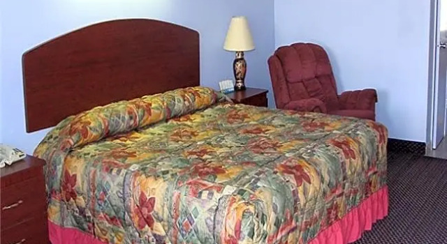 Номер Standard Colonial Inn Hammond