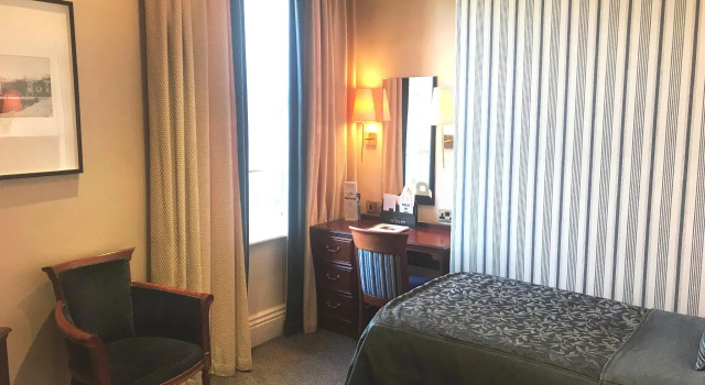 Одноместный номер Superior Cairn Hotel