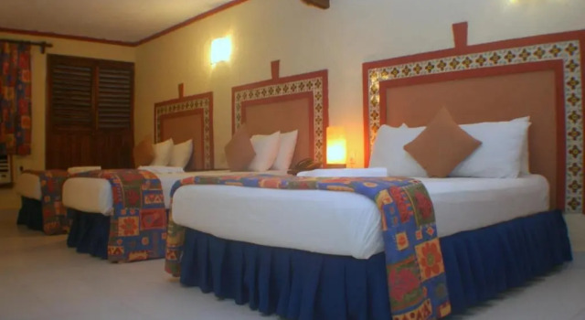 Трёхместный номер Standard Suites Cancun Center