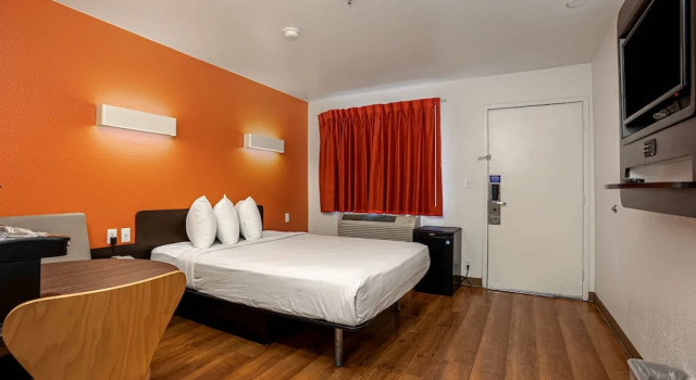 Двухместный номер Premium Motel 6-Temecula, CA - Historic Old Town