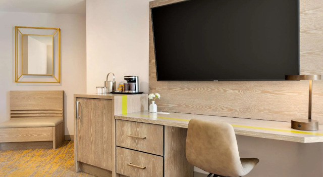 Двухместный номер Standard DoubleTree by Hilton Campbell - Pruneyard Plaza