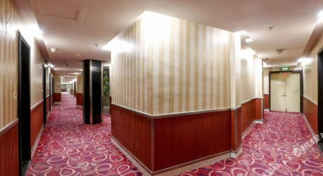 Mingdu Business Hotel