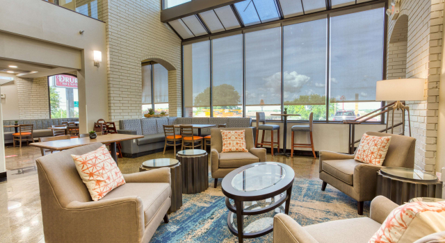 Drury Inn Collinsville, Rezerwuj Hotel Hotele w Illinois z basenem, Basen
