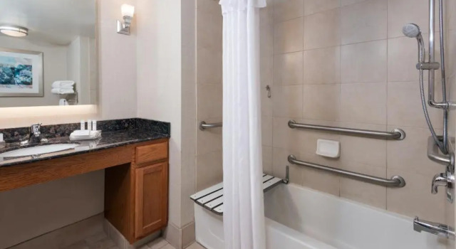 Четырёхместный номер Standard Homewood Suites by Hilton Buffalo-Amherst