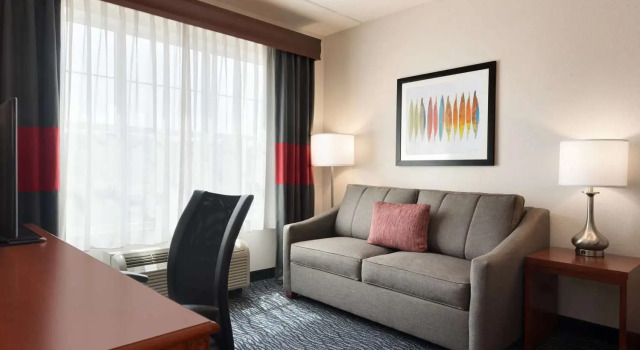 Двухместный люкс c 1 комнатой Homewood Suites by Hilton Madison West