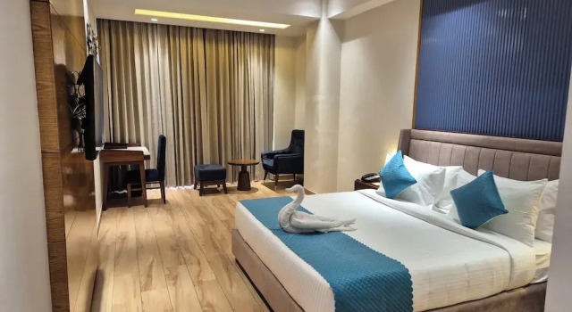 Lords Eco Inn Dera Bassi, Rezervovat Hotel Hotely v Punjab s parkováním, Parkování