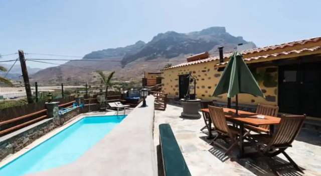 Villa With its own Swimming-pool, Jaccuzi and Sauna With Views to San Nicolas va
