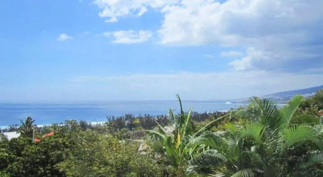 Studio a Saint Leu a 500 m de la plage avec vue sur la mer piscine partagee et jardin clos, Prenota Appartamento Hotel a Saint-Paul con parcheggio, Parcheggio