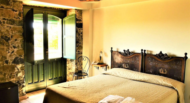 Antico Borgo Etneo Country Hotel