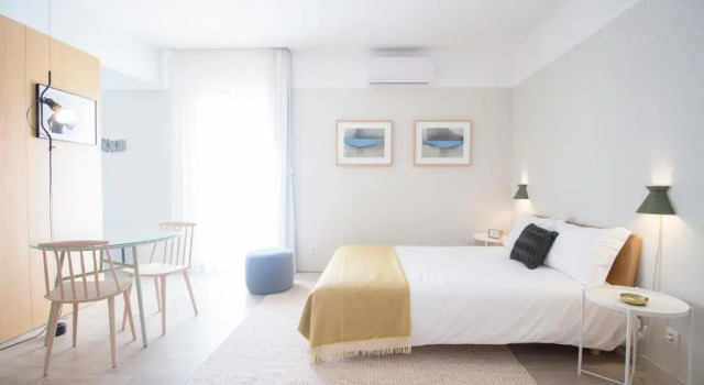 Студия Superior Art Home Apartments I