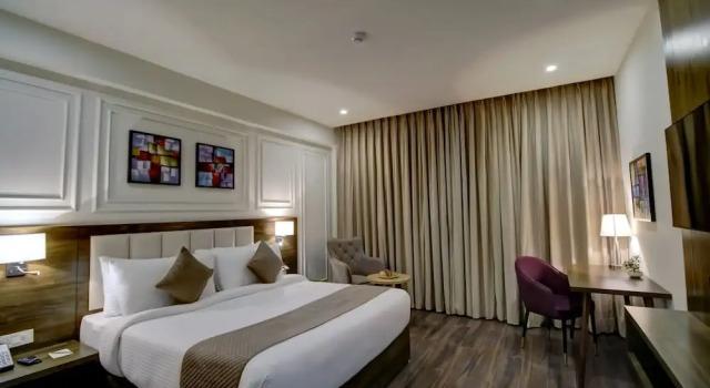 Sk Premium Park Sonipat, Rezervovat Hotel Hotely v Gannaur s parkováním, Parkování
