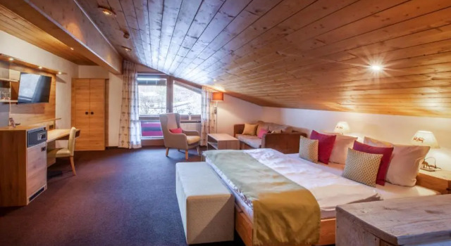 Двухместный номер Standard с видом на горы Hotel Bergruh