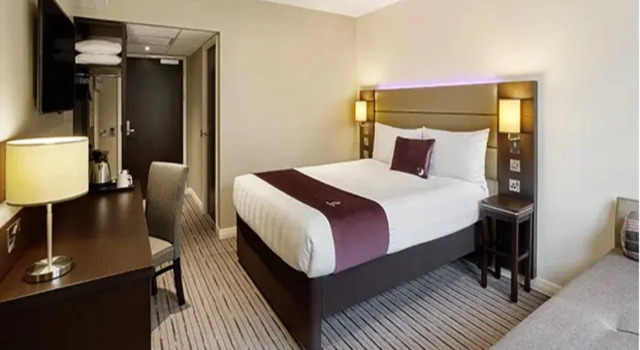 Premier Inn Isle Of Wight - Newport, Забронировать Отель Ньюпорт Остров Уайт, рядом с Quay Arts