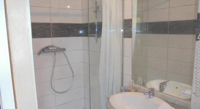 Двухместный номер Standard Auberge De La Grange spa & sauna