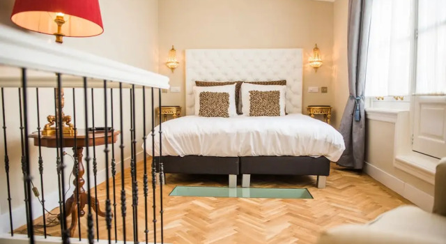Boutique Hotel De Barones van Leyden, Book Boutique Hotels in Leiden with Parking, Parking