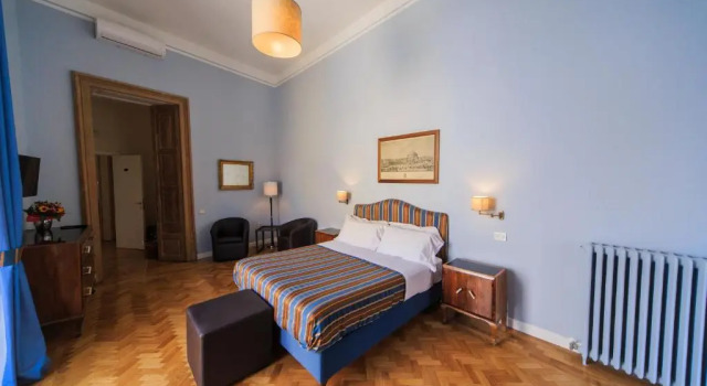 Люкс Spaccanapoli Comfort Suites