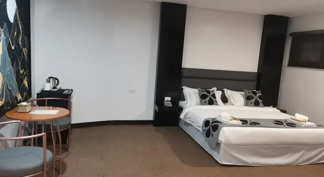 Номер Superior Dancenter Boss Hotel Angeles