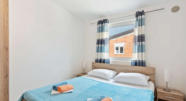 Апартаменты Simplistic Apartment in Vir with Garden