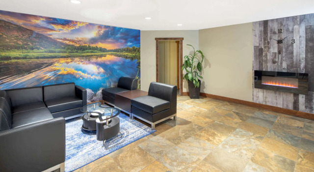 Travelodge by Wyndham Golden Sportsman Lodge