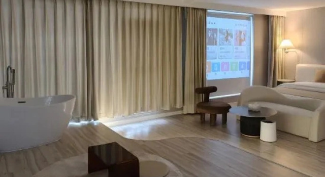 Люкс с красивым видом из окна Houhai Art Villa