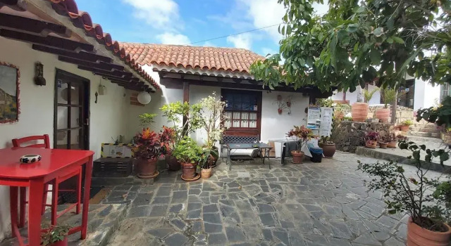 Вилла Charming 1-bed House in La Laguna
